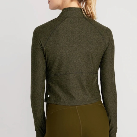 NWT OLD NAVY Cloud+ 1/4-Zip Pullover Color: Conifer - Picture 2 of 4